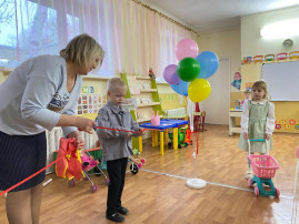 Сюжетно-ролевая игра "Открытие торгового центра" Сюжетно-ролевая игра "Открытие торгового центра".